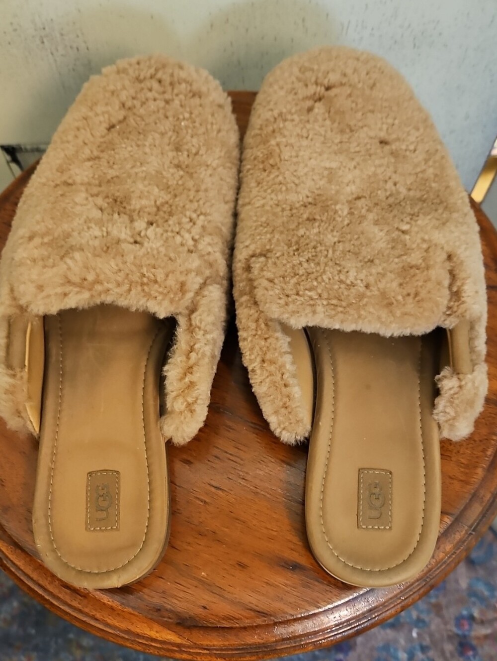 UGG  Janaya Cozy Mules,Women's Plush Shearling Slide Slippers — Chestnut Size 9